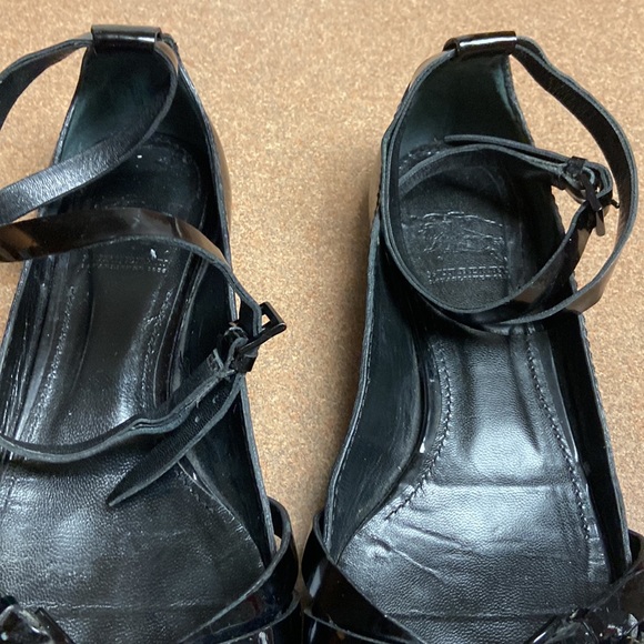 Burberry Open Toe Ankle Straps - Picture 12 of 12